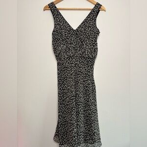 Ann Taylor NWT 100% silky Black and White Floral Midi Dress